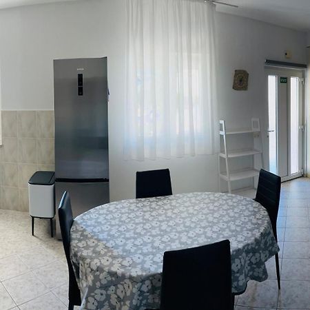 Apartman Karmen Trogir Eksteriør bilde